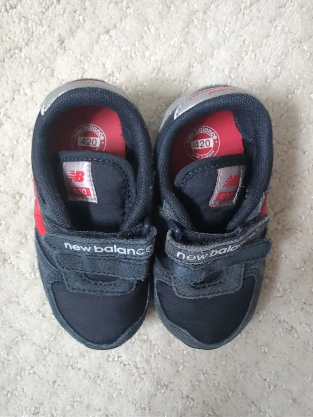 New Balance 420 Kids Navy and Red Velcro Sneakers Toddler Size 6